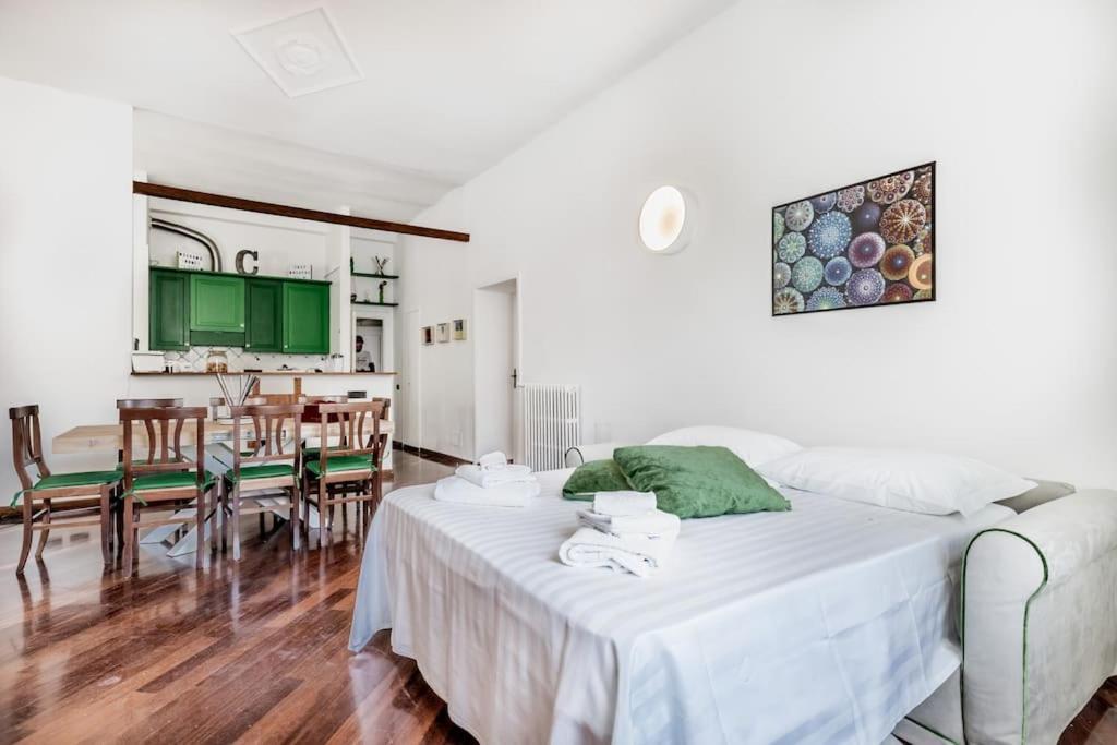 Appartamento Elegance And Comfort In The Heart Of Romecoppede Roma