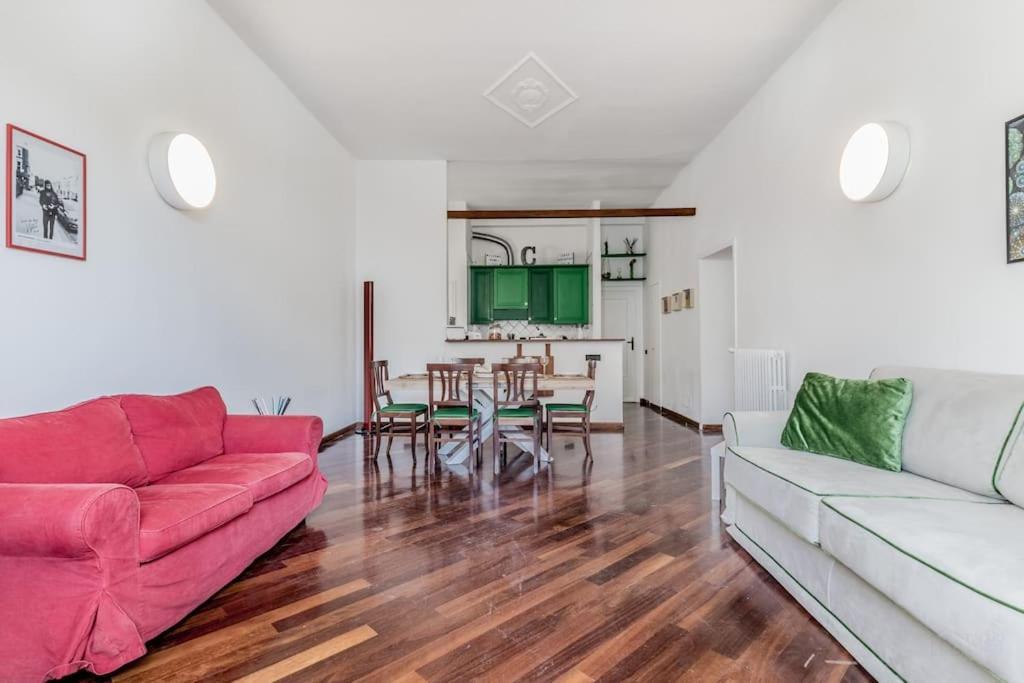 Elegance And Comfort In The Heart Of Romecoppede Appartamento Roma