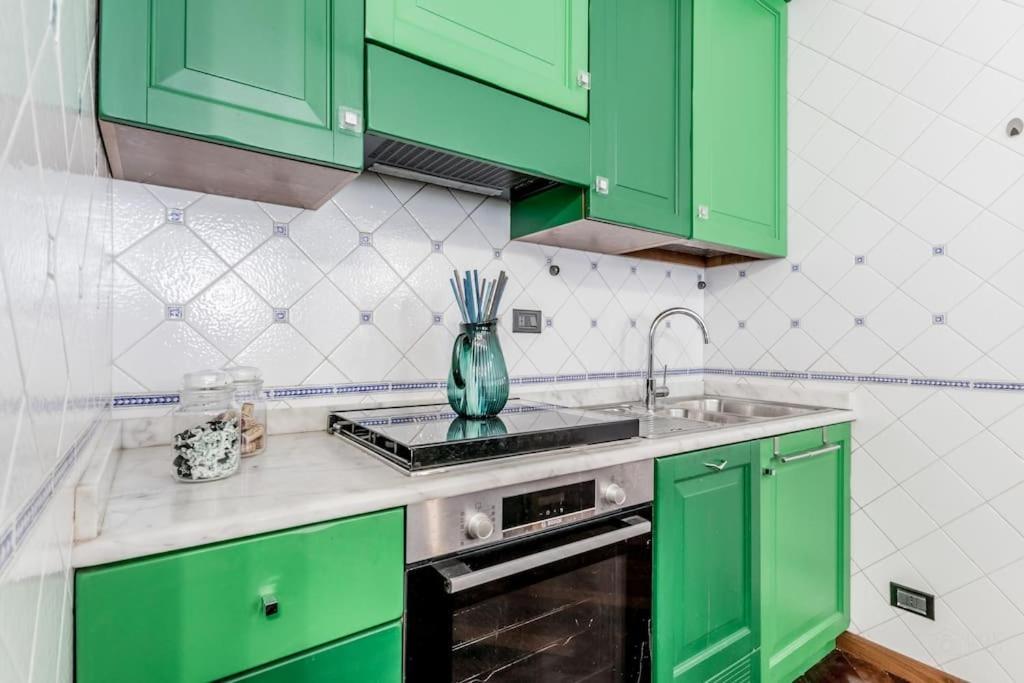 Appartamento Elegance And Comfort In The Heart Of Romecoppede Roma