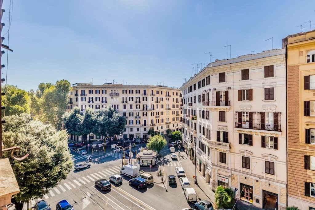 Elegance And Comfort In The Heart Of Romecoppede Rome